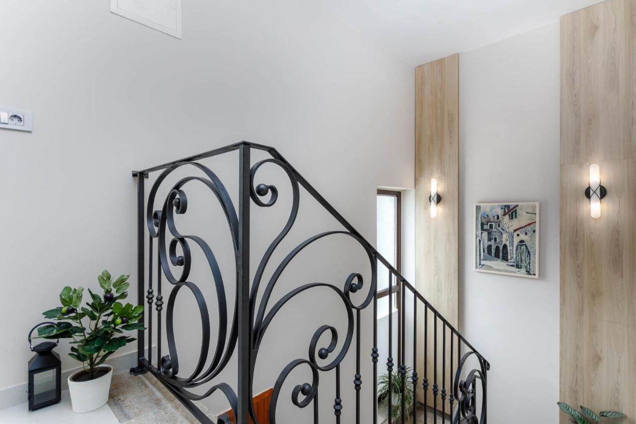 Apartments Olivia & Navy, Silo מראה חיצוני תמונה