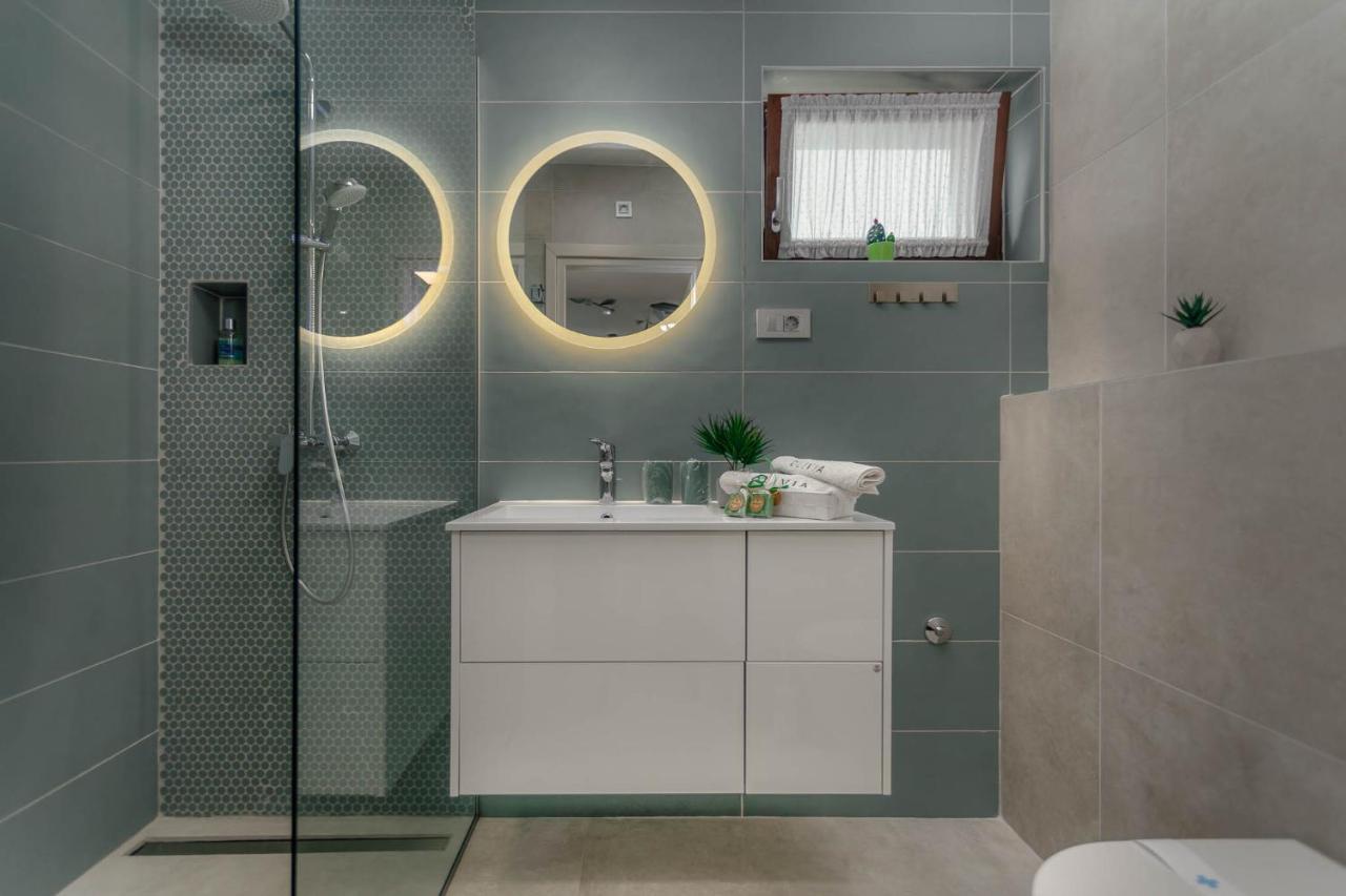 Apartments Olivia & Navy, Silo מראה חיצוני תמונה